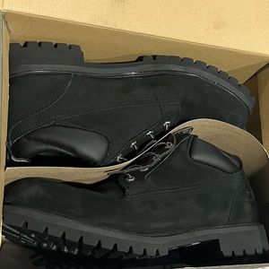 Black Timberland Oxford boot